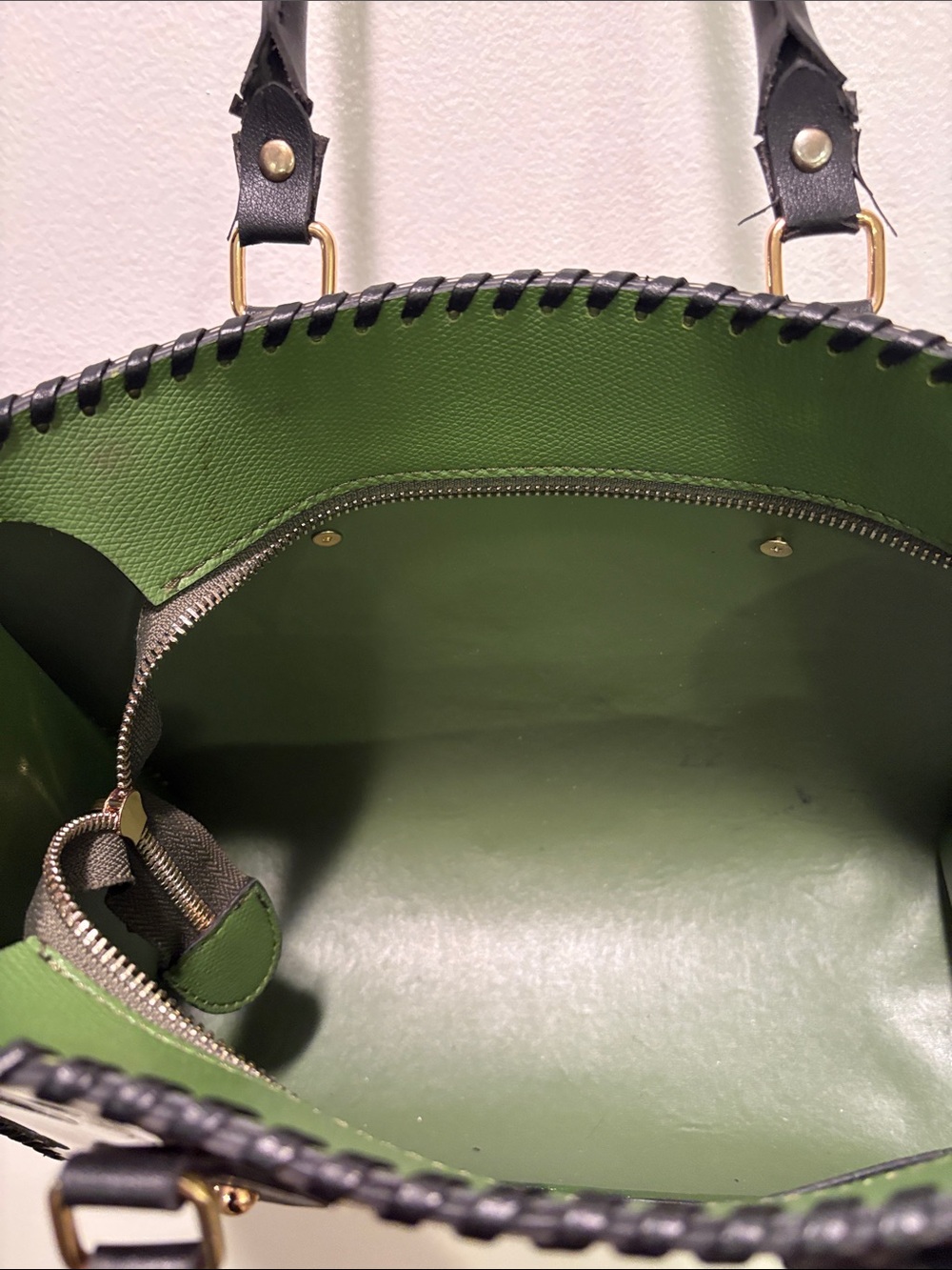 Fashion Green Multi Garden Print Leather Satchel. Upcycled - Picture 6 of 8